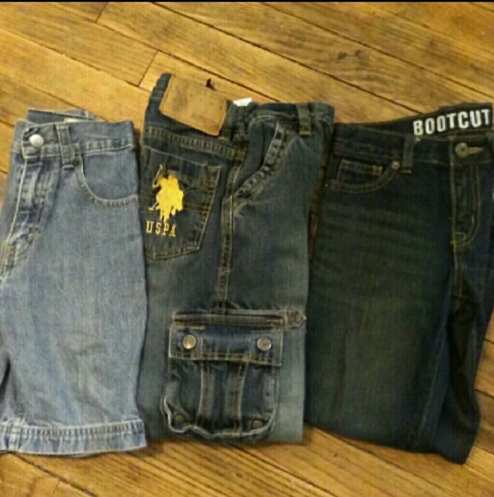 Bundle of boys bottoms size 5 & 6